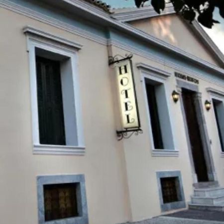 Ntouana Hotel Kalamáta Buitenkant foto