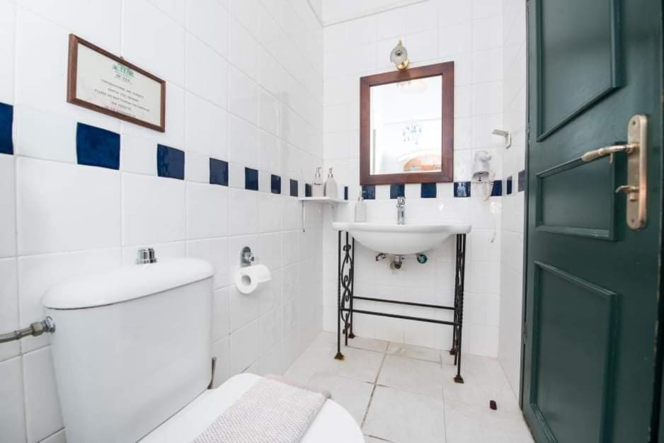 Ntouana Hotel Kalamáta Buitenkant foto